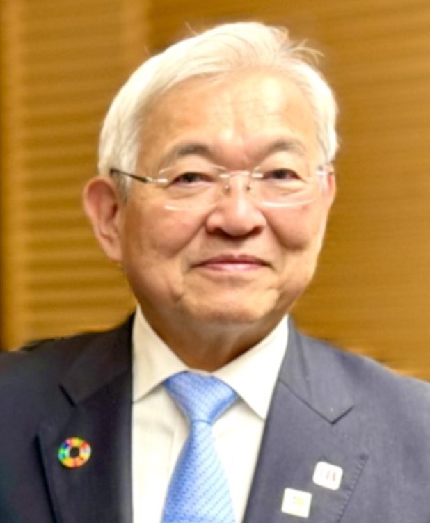 生嶋亮介