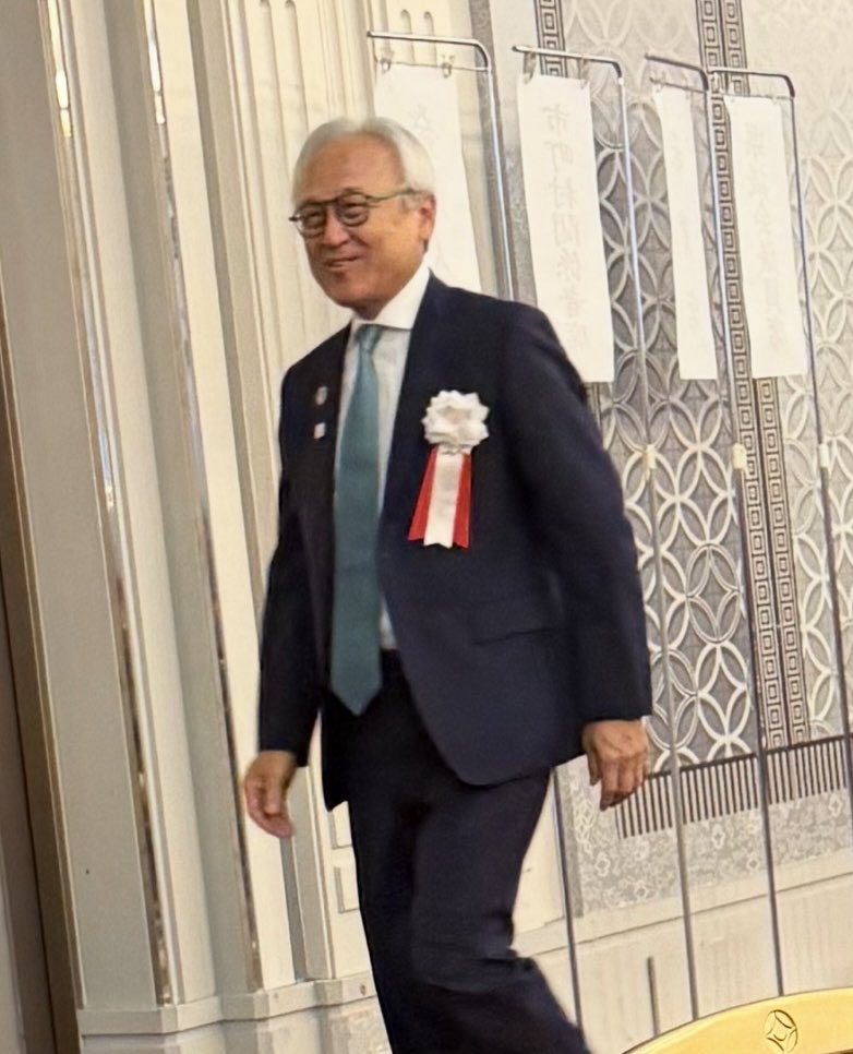 会場の蔵内勇夫氏(6月8日)