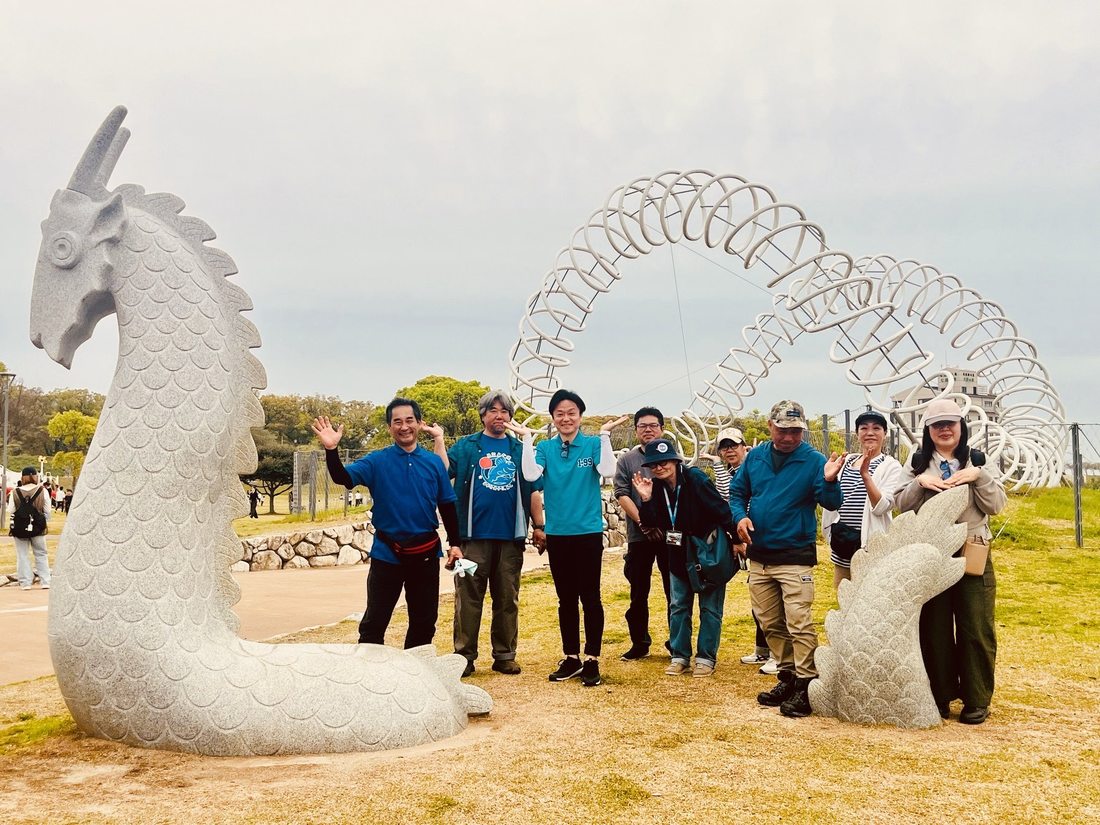 筑後広域公園の龍のモニュメント(約4億円)